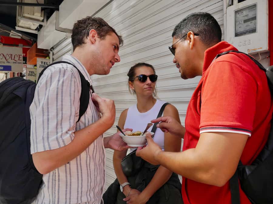 Port Louis: Street Eats and City Highlights Walking Tour - How the three-hour pace feels