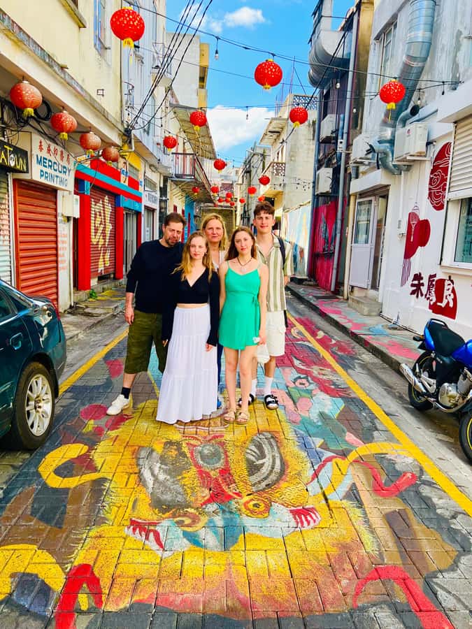 Port Louis: Street Food & City Tour - Who should book this Port Louis walk?