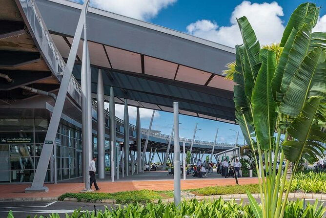 Private Airport/hotel Transfers - Service hours and the late-night question