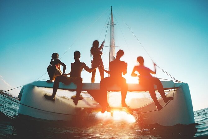 Private Exclusive Sundowner catamaran with Dinner & Transfer - Who will enjoy this private catamaran most