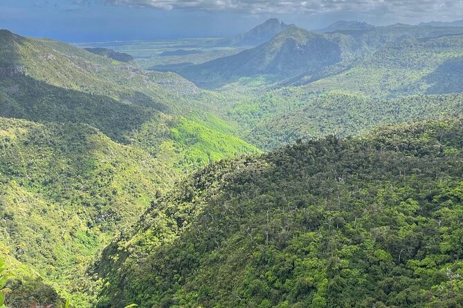 Private Full Day Tour in Mauritius - Seven Colored Earth: the tour’s most unusual sight