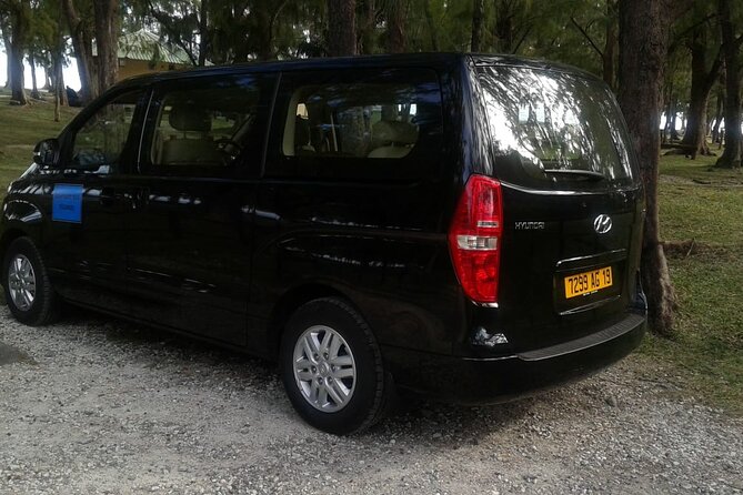 Private Luxury Minibus Transfer from Mauritius Airport to City - From Exit Gate 7 to your accommodation