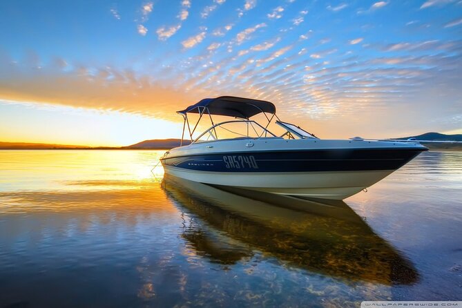 Private Speed Boat Tour and Dolphin Encounter at Ile aux Benitier - Starting early for Tamarin Bay and the dolphin encounter
