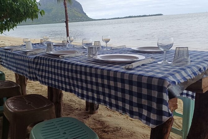 Shared 10 Pax Boat Tour: Dolphin Watching, Snorkelling and BBQ - What the $111.58 price really covers