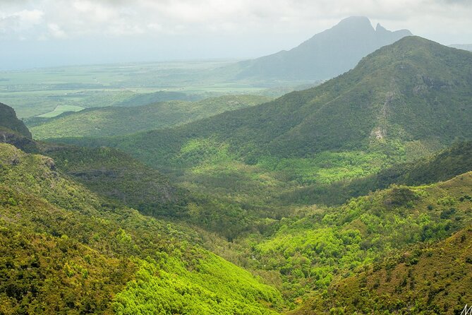 South of Mauritius :Full day package including Chamarel Coloured earth & lunch - Trou aux Cerfs and the central highlands
