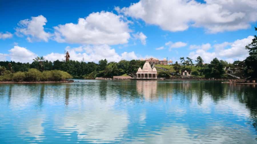 Southern Mauritius: Volcanoes & Coloured Earth - Trou aux Cerfs and the island’s volcanic beginning