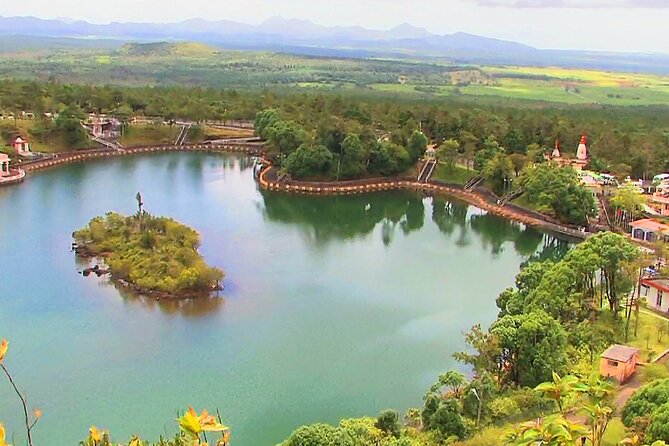 Southern Tales: Full-day incl Crocodile Park & 23 Colored Earth - The 23 Colored Earth is the day’s visual oddity
