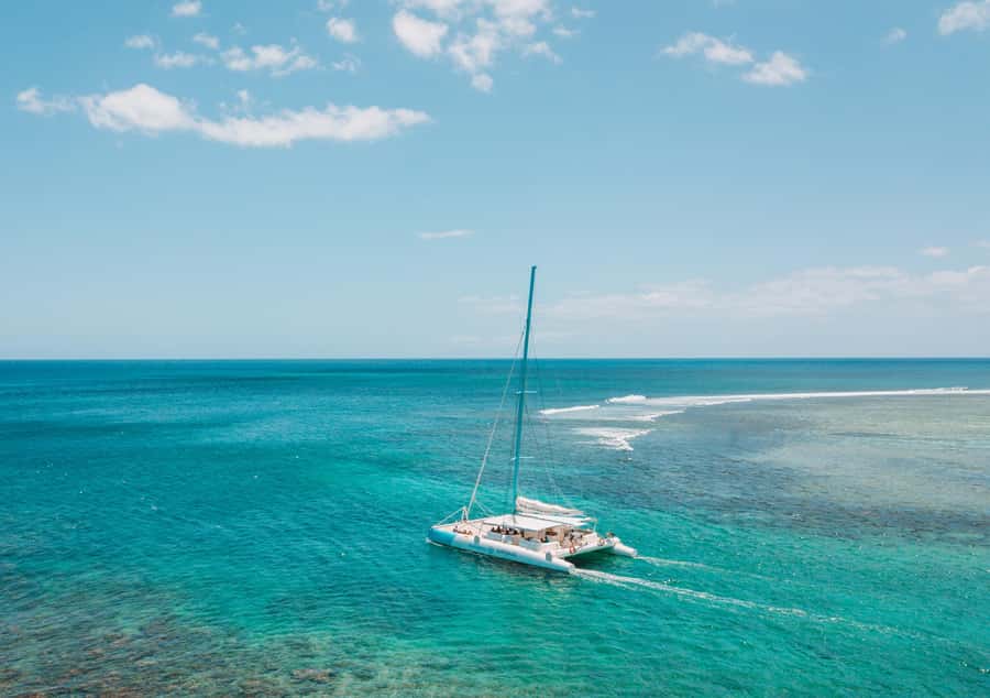 Southwest of Mauritius: Catamaran Cruise w/ Snorkeling - Tamarin Bay and the dolphin question