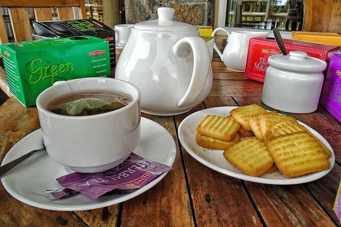 The Gorgeous East: Bois Cheri Tea factory, Rhumerie St-Aubin, Mahebourg & Lunch - The waterfront and the Battle of Grand Port