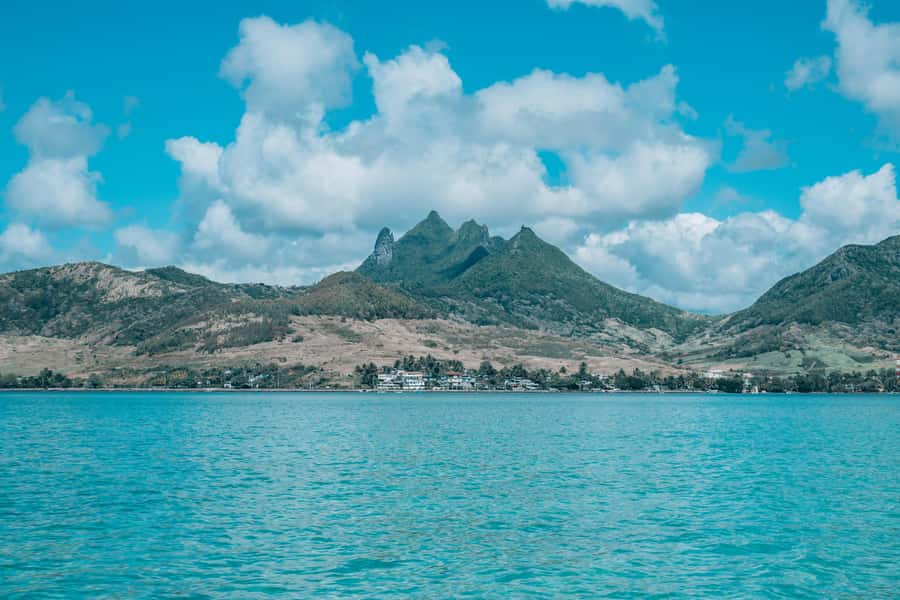 Trou D'Eau Douce: 5 island tour Mauritius with lunch/drinks - Île aux Aigrettes and the aperitif swim