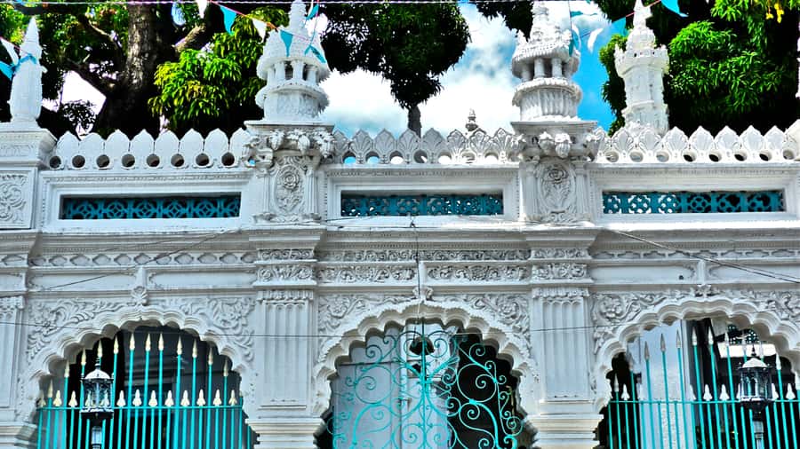 Unveiling the Ancient and Modern Port Louis - city tour - Central Market and the taste of Mauritius
