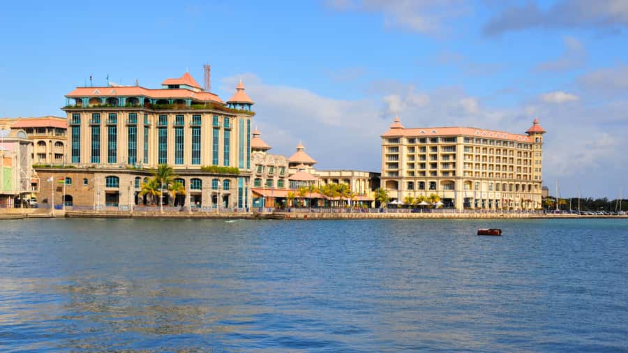 Unveiling the Ancient and Modern Port Louis - city tour - What the guide adds to the walk