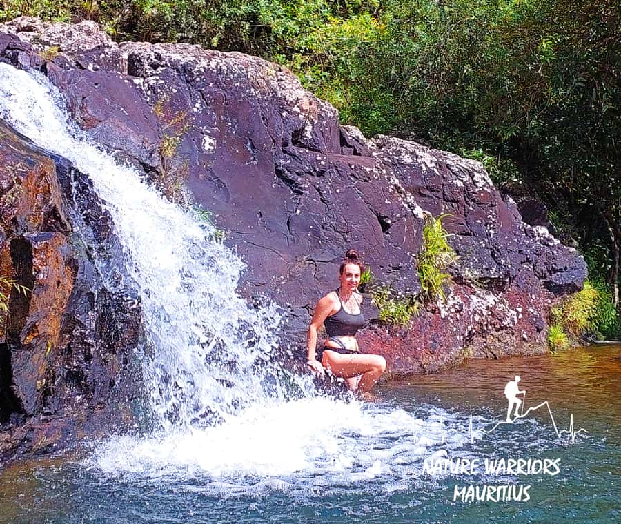 Vacoas-Phoenix: Private Hiking Tour to Tamarind Falls - Local Snacks at the End
