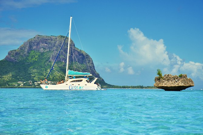 WEST Shared Cruise : OCÉANE Full Day Catamaran Ile aux Bénitiers - Is $69.69 a good value?